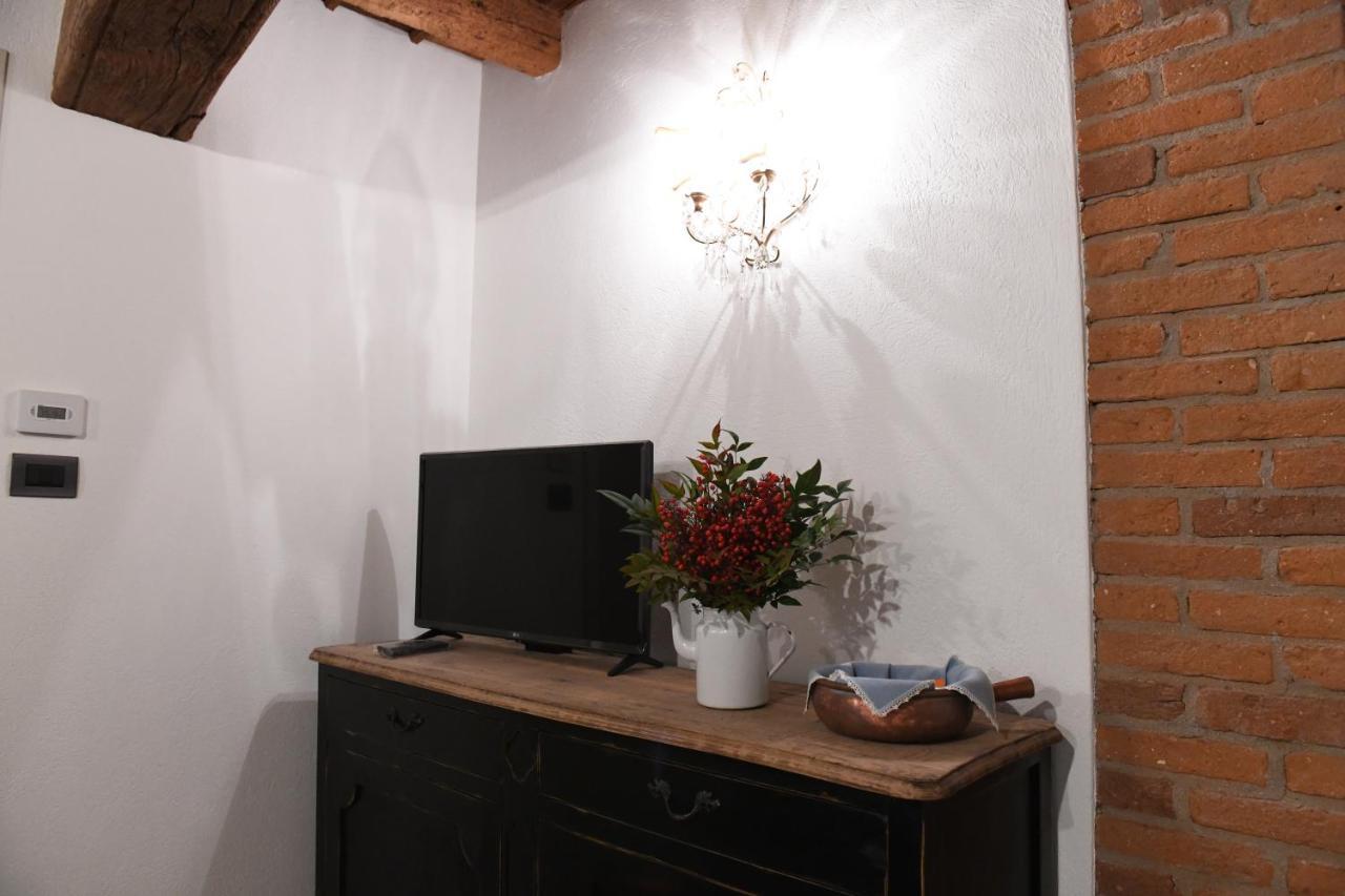 La Casa Di Eva Apartman Cuneo Kültér fotó